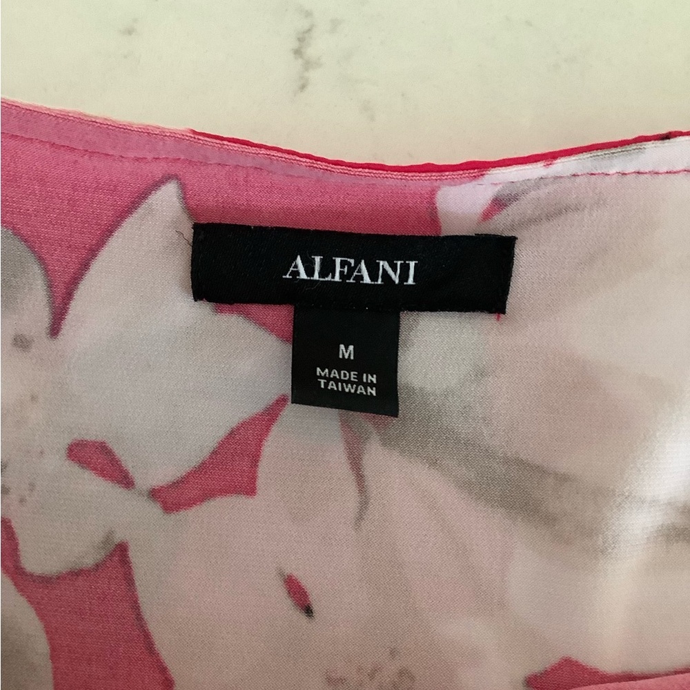 Alfani Pink, Cream, Taupe & Cream Cape Style Floral Blouse Size Medium (12-14) - Picture 7 of 10